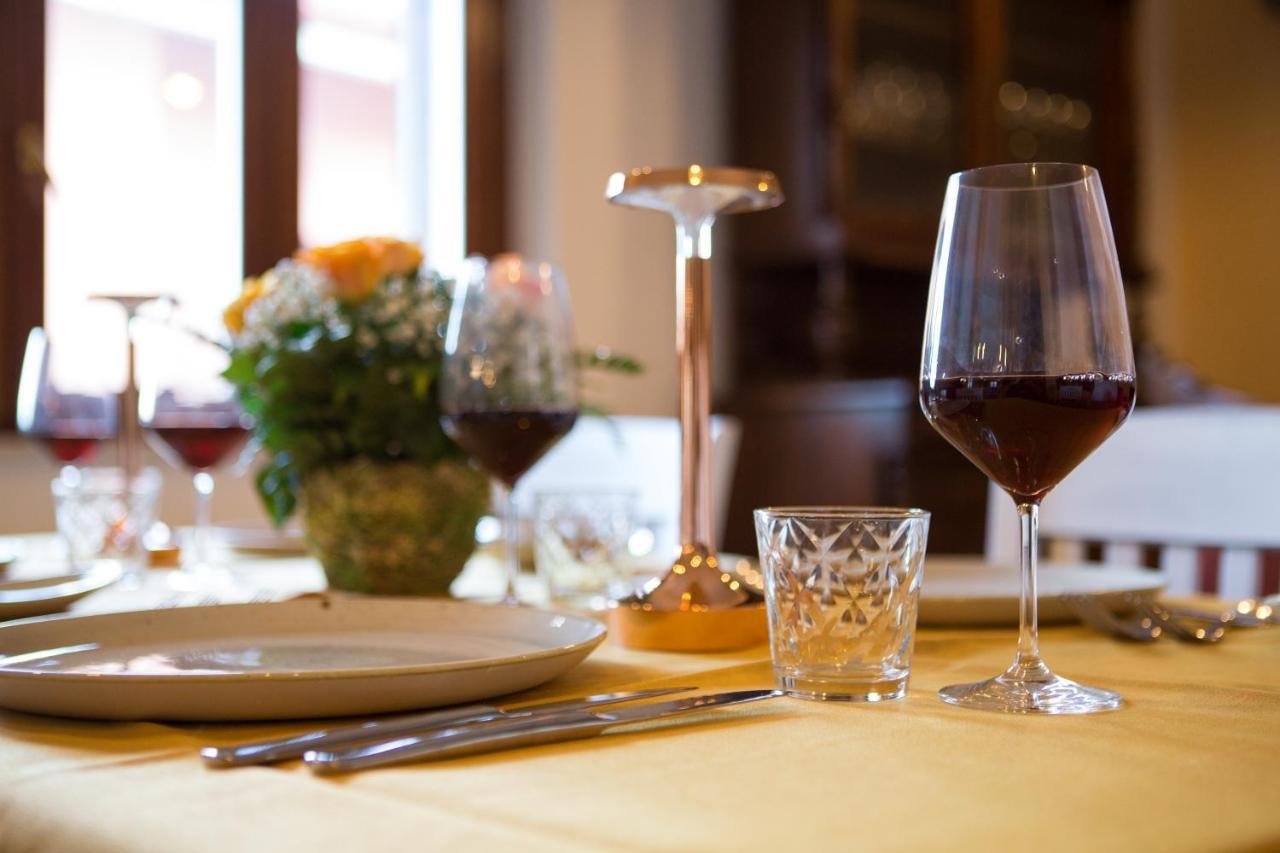Il Moscardino Country Resort แซร์รา ซาน บรูโน ภายนอก รูปภาพ